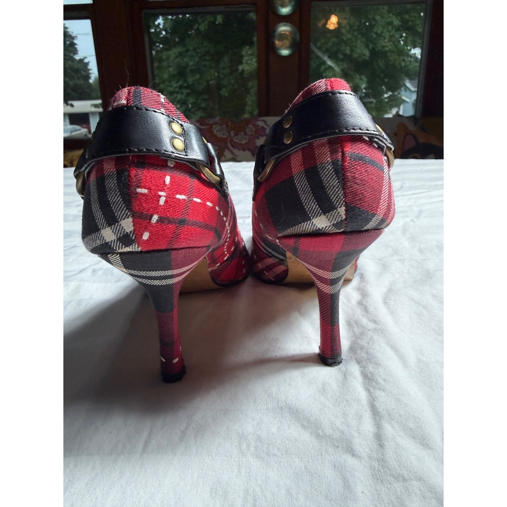 Wild Rose Red Plaid Pointed Toe Pumps Buckle Stiletto Heels Sz 6 Alt Metal - Picture 7 of 8